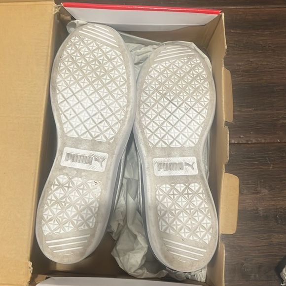 Puma in perfect condition in box - Picture 4 of 4